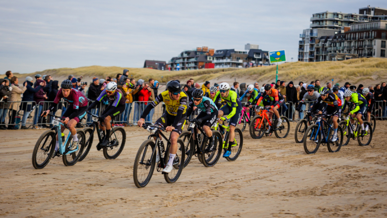 GP Groot Egmond-Pier-Egmond daagt strandracers uit met langere klim 🗓