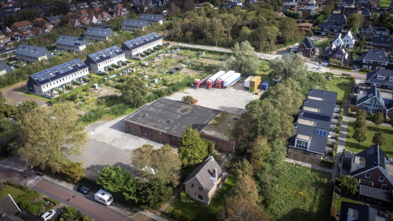 Van der Steen verhuist en maakt zo plaats voor woningbouw