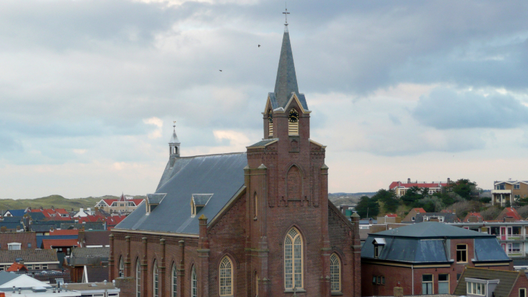 Samen zingen in de oud-katholieke kerk van Egmond aan Zee