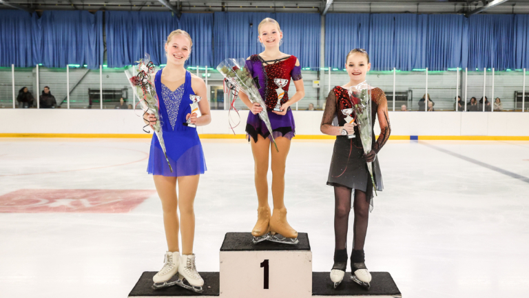 Kunstrijdster Summer Wijkhuizen wint in Alkmaar goud bij 2e NK-selectiewedstrijd