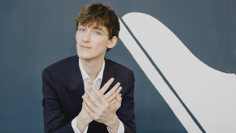 Ierse pianist Seán Morgan-Rooney speelt klassieke muziek in De Rijp 🗓