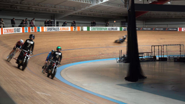 Plannen Outdoor Bike Experience bedreigen toekomst Alkmaarse wielerbaan: “Als je ‘m sloopt, komt er niks voor terug”