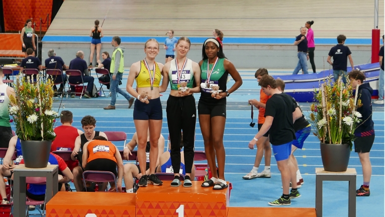 Sprintster Amy Tijmstra wint zilver op NK Indoor voor junioren