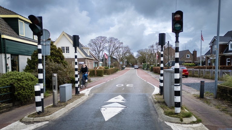 Kentekencamera moet functie spitspaal Herenweg in Sint Pancras overnemen