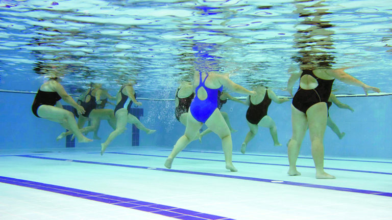 Nieuwe eisen voor zwembadwater kosten Alkmaar tonnen