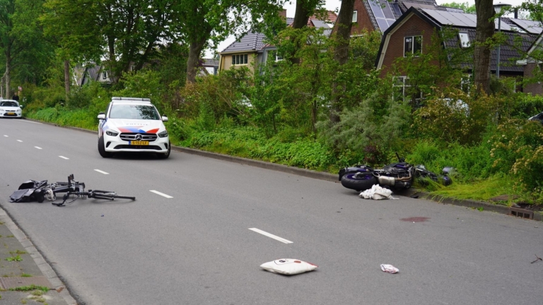 Drie gewonden bij botsing in Zuid-Scharwoude