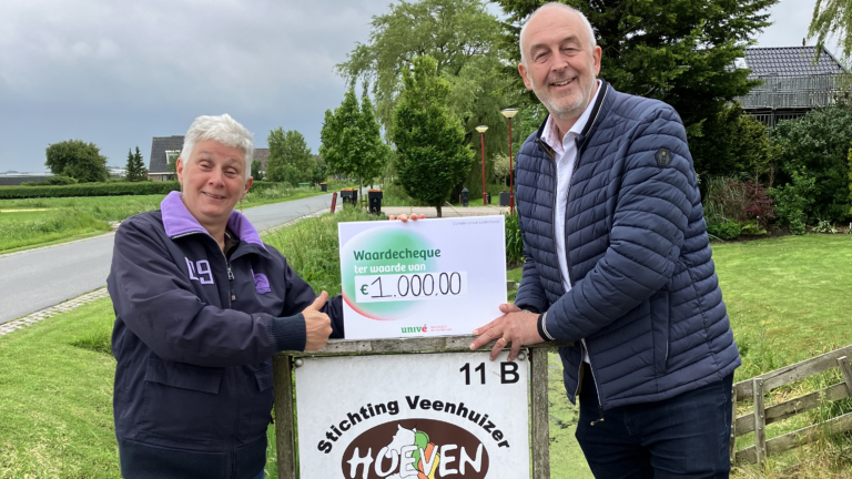 Heerhugowaarders gunden HugoHopper en Veenhuizen Hoeven geldbedrag