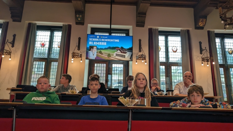 OBS Liereland ontwerpt beste duurzame Minecraft-wijk: “goede en creatieve ideeën”