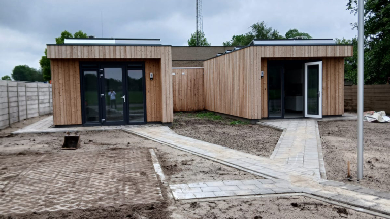 Heiloo heeft nu twee huizen voor bijzondere bewoners: “Schommelen tussen strafrecht en zorg in”