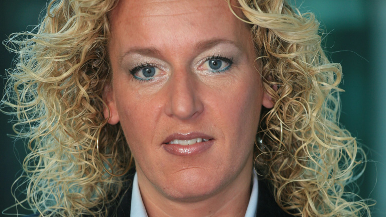 Condoleanceboek op gemeentehuis voor raadslid Carola van ’t Schip-Nieuwboer: “Moedige strijd verloren”