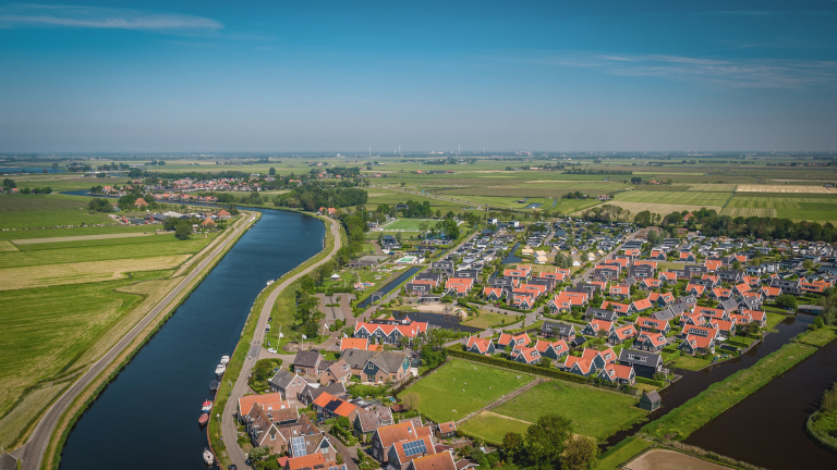 COA wil statushouderfamilies huisvesten op vakantiepark West-Graftdijk: “Weinig kans van slagen”
