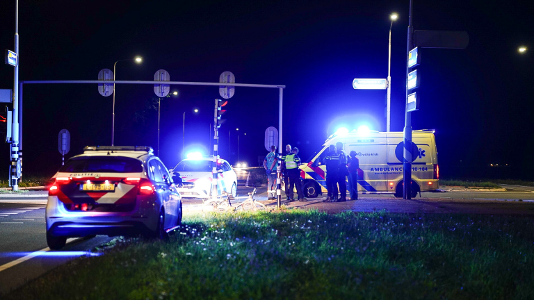 Fietser aangehouden na aanrijding op N245