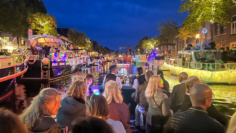 Tiende Lichtjesavond Alkmaar vlekkeloos verlopen, maar: “Het evenement zit nog in de gevarenzone”