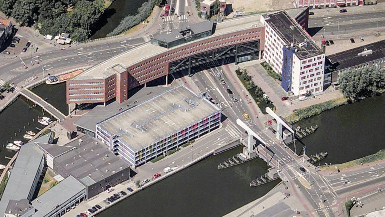 Toekomst Alkmaarse parkeergarage Kanaalschiereiland: vernieuwing, uitbreiding of nieuwbouw?