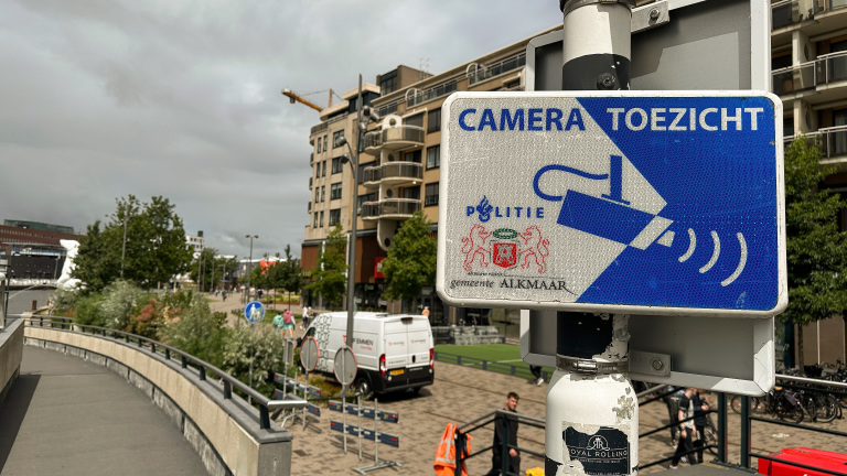 Extra toezicht in Alkmaar blijft: cameratoezicht en alcoholverbod verlengd