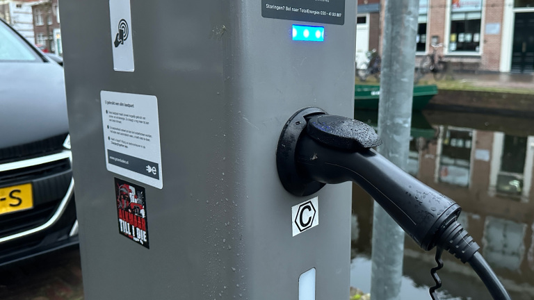 Grote verschillen in laadtarieven voor elektrische auto’s in de regio