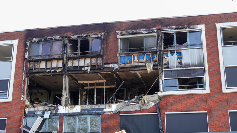 OM vervolgt twee van de vijf verdachten van zware explosie Titanialaan