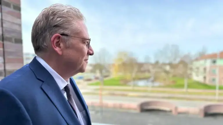 Wethouder Slettenhaar neemt na acht jaar afscheid van Castricumse politiek: “Als bestuurder altijd een passant”