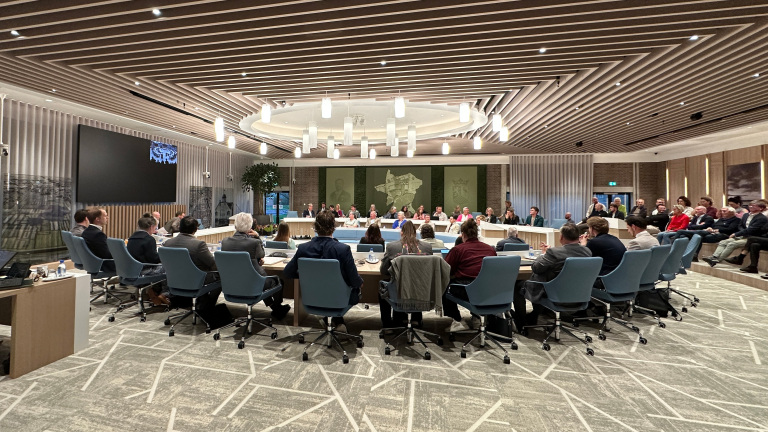 Laatste avond van Dijk en Waards eerste raad: tussen afscheid en vooruitkijken