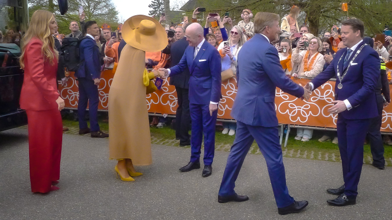 “We hebben toch de mooiste stad?” BAS wil koning naar Alkmaar halen