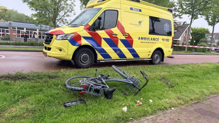 Meisje zwaargewond bij ernstig verkeersongeval in Heerhugowaard