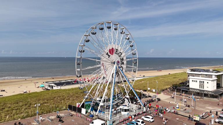 “Het gaat weer gebeuren”: ook deze zomer weer reuzenrad in Egmond aan Zee