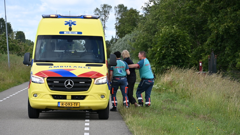 Eerste fietstochtje door Schermer na heupoperatie eindigt in ziekenhuis