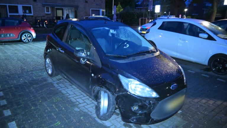 Aanhouding vanwege doorrijden na botsing tegen auto aan Nieuwpoortslaan