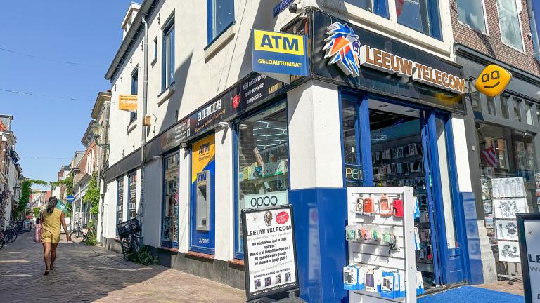 Alkmaarse VVD verbaast zich over terugkeer geldautomaat na eerdere plofkraak
