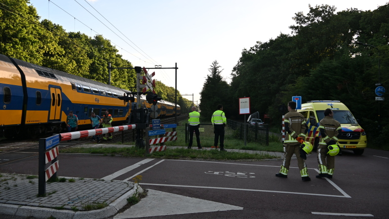 Dodelijke aanrijding op spoor in Heiloo, urenlang geen treinverkeer