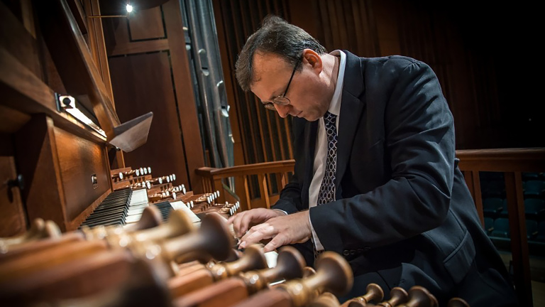 Internationale toporganisten geven Zomeravondconcert in Grote Kerk Alkmaar 🗓