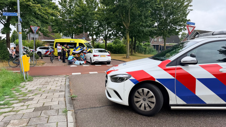 Fietser gewond na aanrijding met auto in Broek op Langedijk