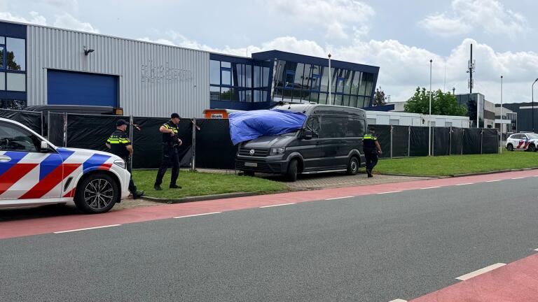 Politie reconstrueert dodelijke steek- en schietpartij aan Coulombstraat in Heerhugowaard