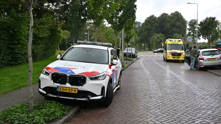 Fietser gewond aan hoofd na aanrijding met auto in Castricum