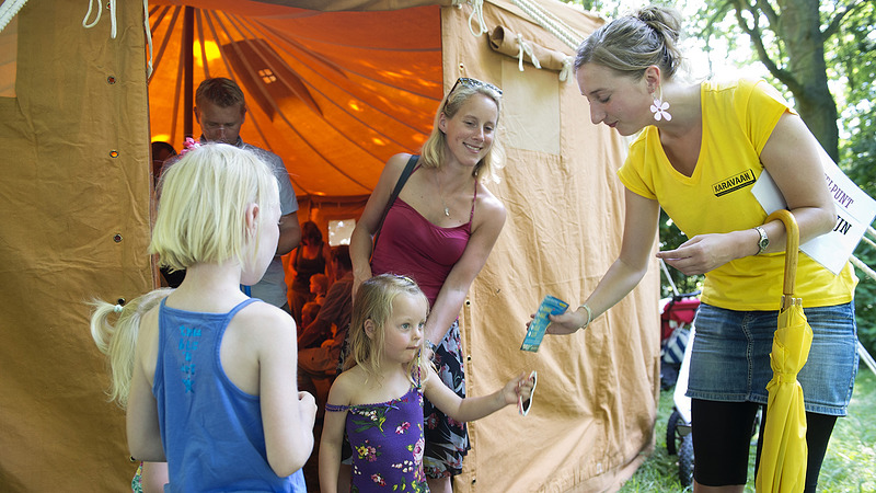 Theaterfestival Karavaan zoekt enthousiaste vrijwilligers