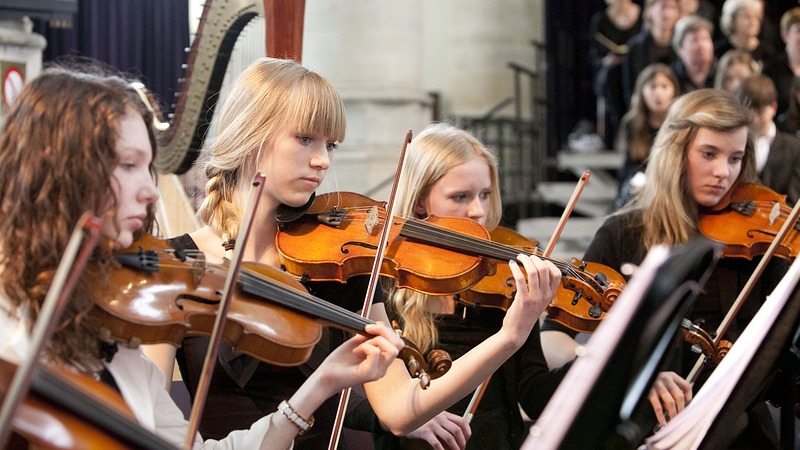 Regionaal Jeugd Orkest Artiance schittert in symfonisch musicalspektakel Sunset Boulevard