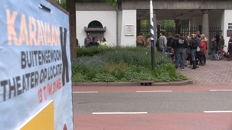 Organisatie Karavaan gaat aangifte doen tegen relschoppers bij begraafplaats Alkmaar