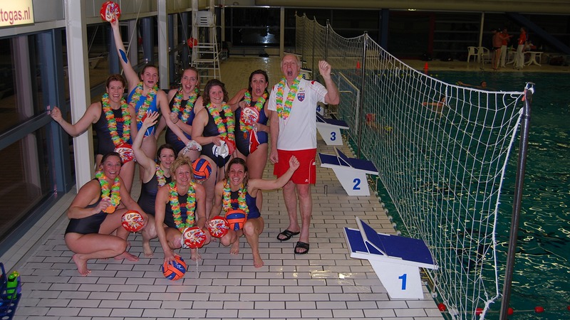 Krappe selectie waterpolodames van DAW laat bekercompetitie schieten