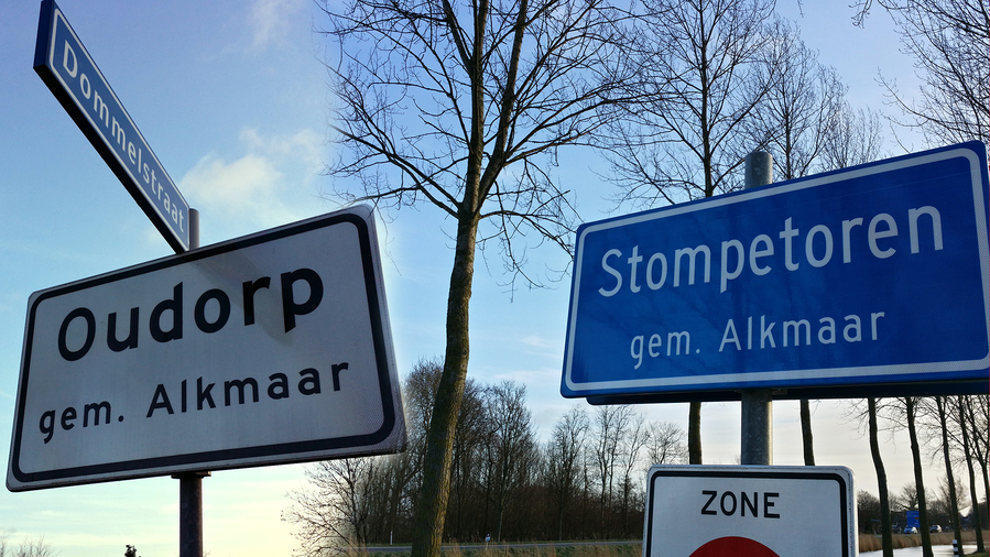 Ontwerp plaatsnaamborden voor Koedijk en Oudorp niet veilig