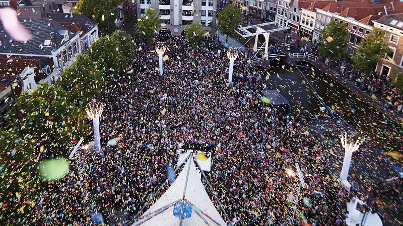 Burgemeester Bruinooge blij met promotionele waarde Sterren Muziekfeest