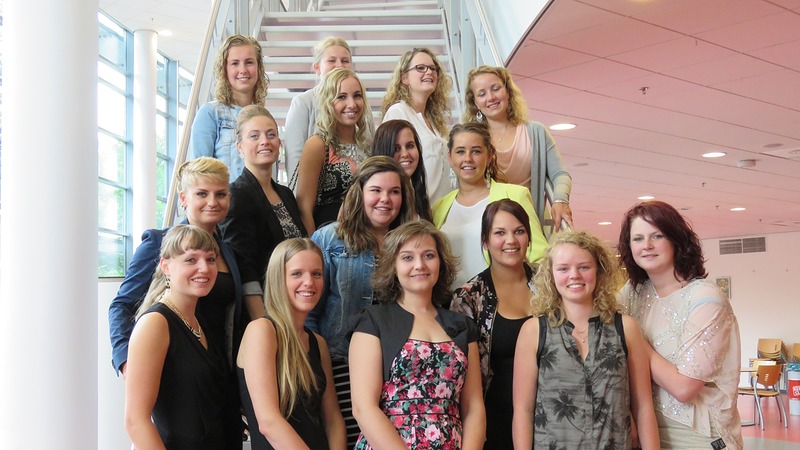 Eerste kraamverzorgenden van het Kraamcollege ontvangen diploma