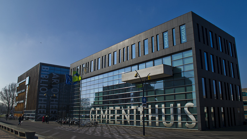 Wethouder Van Diemen biedt ouders gesprek met gemeentelijke consulent over schoolbus