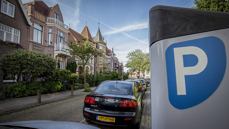Parkeren in Emmakwartier steeds moeilijker