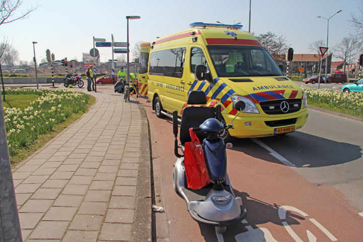 Rolstoel schiet op Nollenweg uit vergrendeling (FOTO)