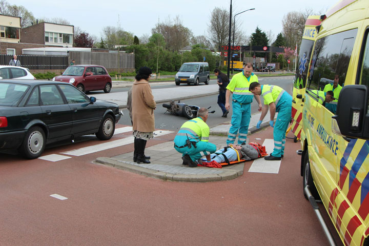 Scooterrijder gewond bij aanrijding Westtangent (FOTO)