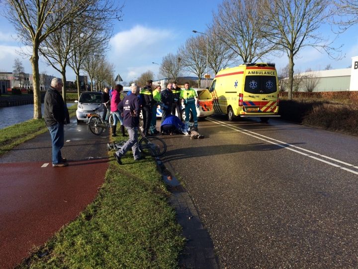 20150203 fietser vrachtwagen 1