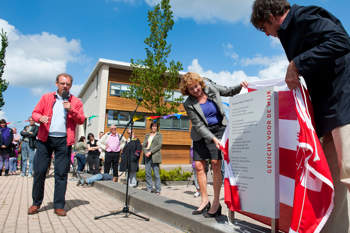 Wethouder Van de Ven opent beeldenroute Vroonermeer