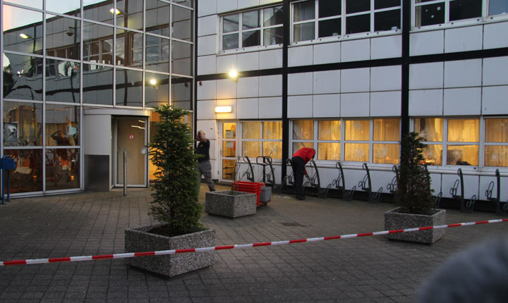 Vernielen ramen politiebureau was noodkreet