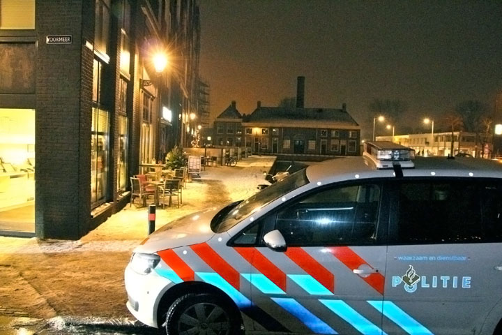 Beroving met mes: slachtoffer gewond aan hand (FOTO)