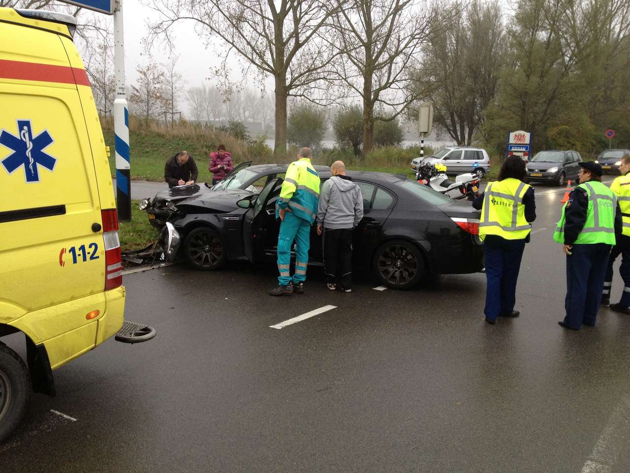Verkeerslicht genegeerd: forse blikschade op Diamantweg (FOTO)